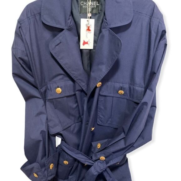 Vintage CHANEL Navy belted trench coat circa 1980 - Picture 5 of 15